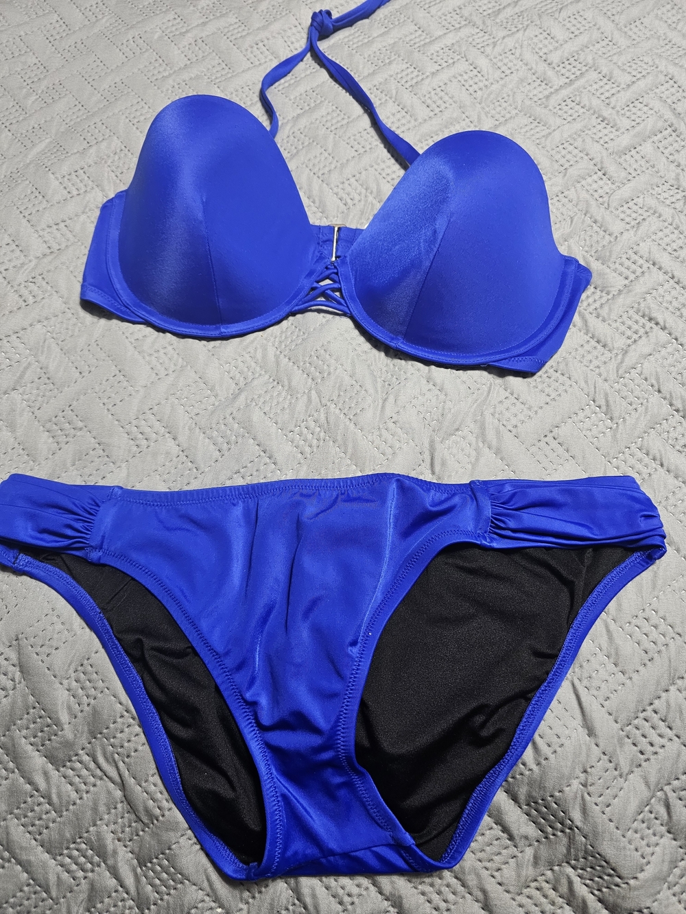 Victoria's Secret Electric Blue Bikini Set. Top Size 36D & Bottom Size Large.